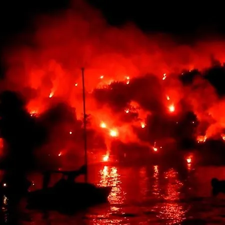 דירה Vecchia Luna With Pool By Italian *