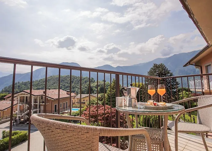 Vecchia Luna With Pool By Italian * Lenno