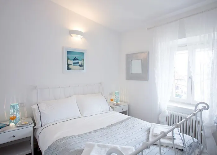 Vecchia Luna With Pool By Italian *